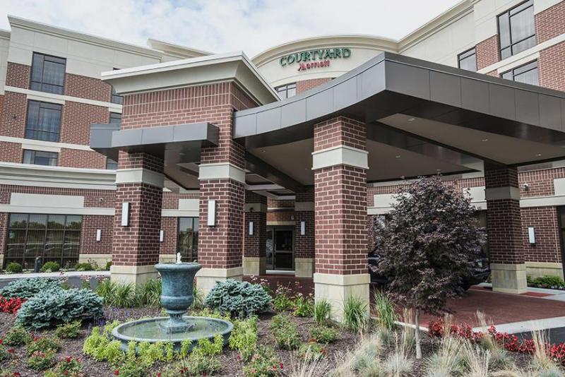 Courtyard By Marriott Cincinnati Midtown/Rookwood מראה חיצוני תמונה