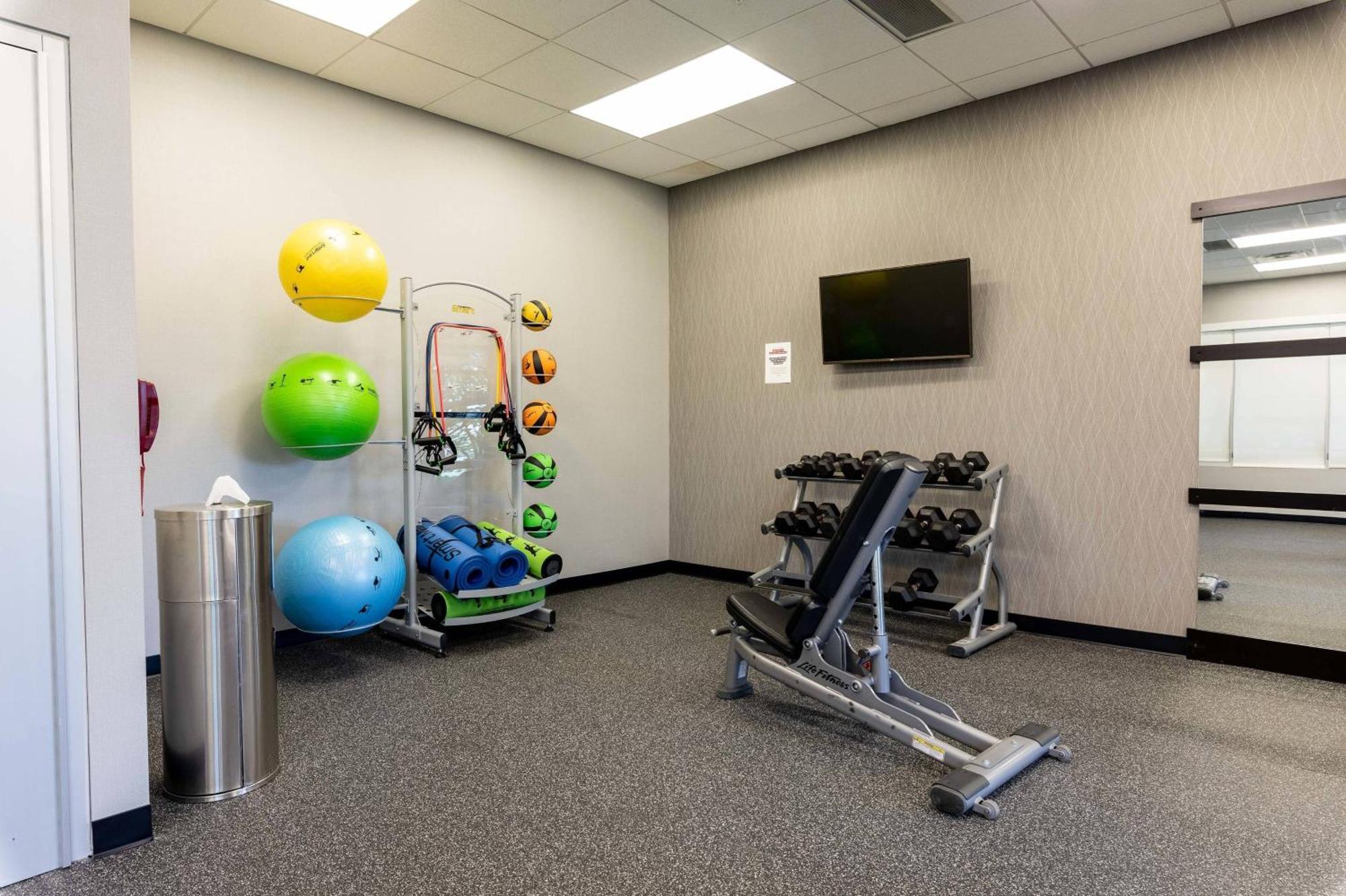 Courtyard By Marriott Cincinnati Midtown/Rookwood מראה חיצוני תמונה