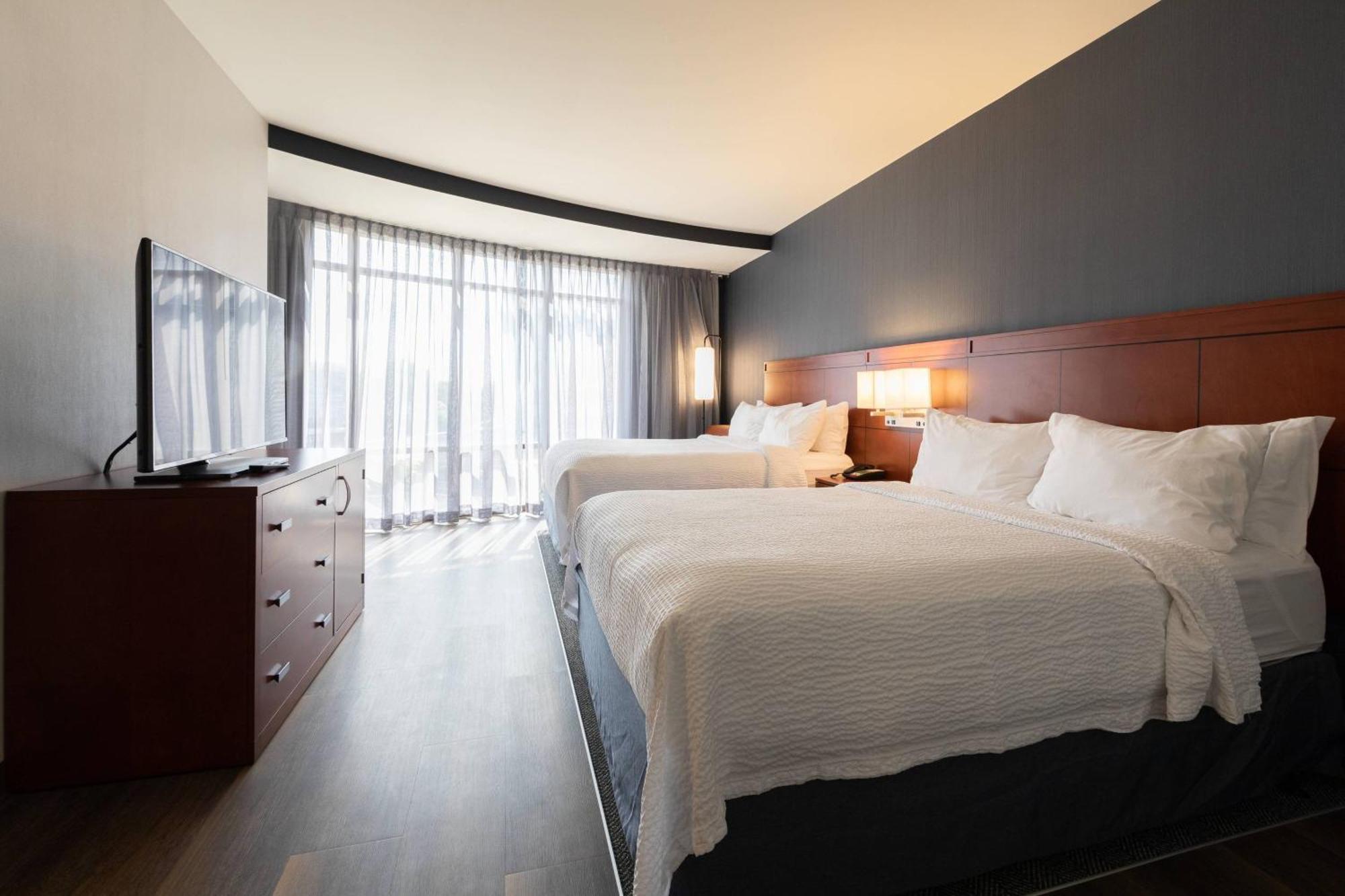 Courtyard By Marriott Cincinnati Midtown/Rookwood מראה חיצוני תמונה