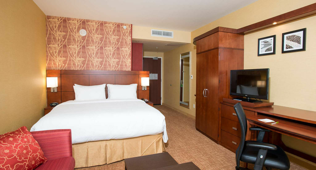 Courtyard By Marriott Cincinnati Midtown/Rookwood מראה חיצוני תמונה